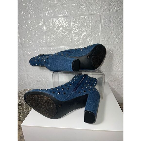 Jessica Simpson Elara - Picture 7 of 7